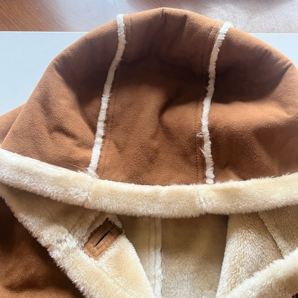 EUC TALLY HO OUTERWEAR Brown Faux Suede & Faux Soft Fur HOODED CAPE Size XL 🔥🔥🐎 - Picture 7 of 8